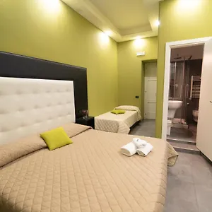  Affittacamere Royal H Umberto I, Centro, By Clapa Group Italia